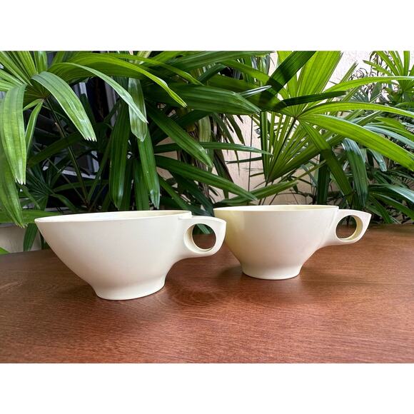 Vintage Boontonware Yellow Coffee Cups Melmac - Picture 4 of 13